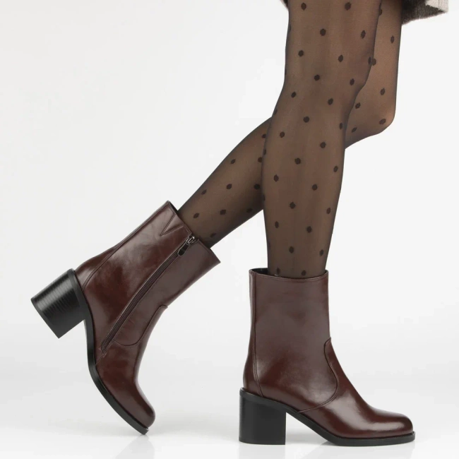 Leather ankle boots Filippo DBT7355/25 BK black