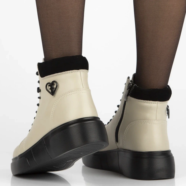 Skórzane botki na platformie Filippo DBT7128/25 BE beżowe