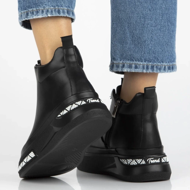 Leather ankle boots Filippo DBT7277/25 BK black