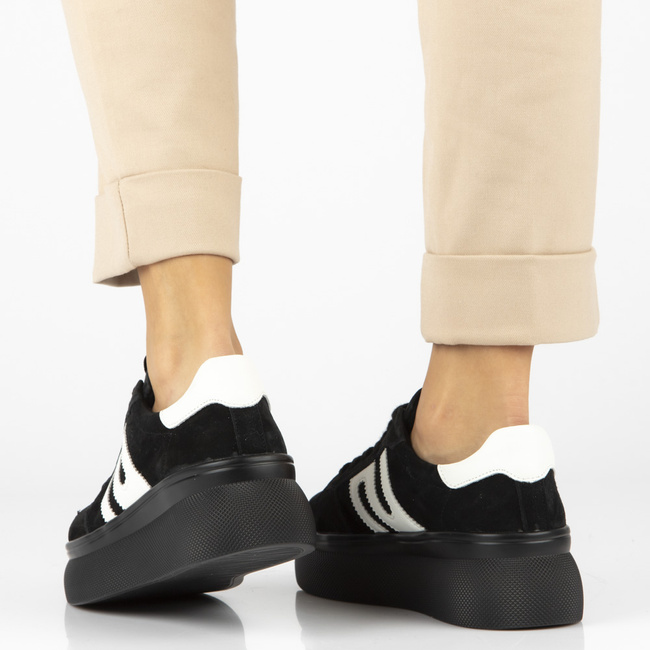 Skórzane sneakersy Filippo DP7175/25 BK czarne