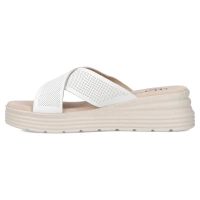 Skórzane klapki Filippo DK6707/25 WH białe