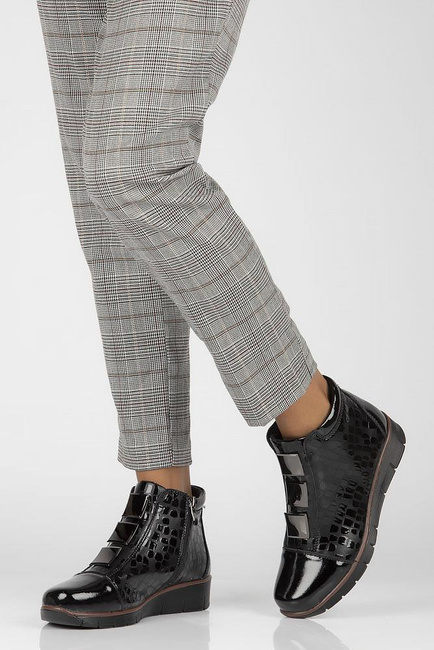 Leather ankle boots Filippo DBT3179/22 BK CR black