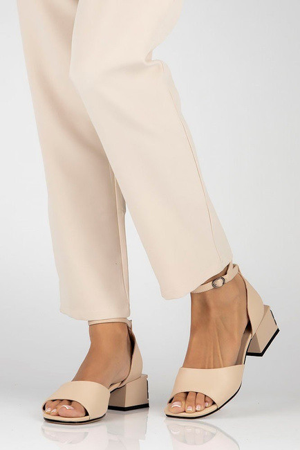 Skórzane sandały Filippo DS4419/23 BE beżowe