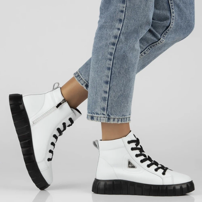 Leather boots Filippo DBT4146/25 WH white