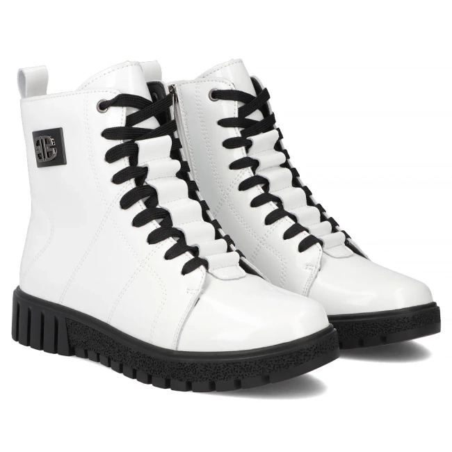 Leather ankle boots Filippo DBT7273/25 WH white