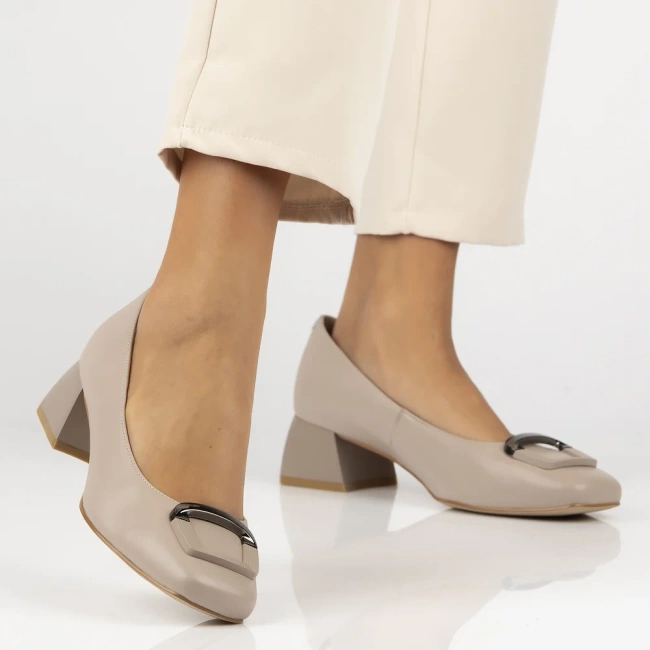 Skórzane czółenka Filippo DP6946/25 BE beżowe