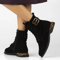 Leather ankle boots Filippo DBT7232/25 BK black