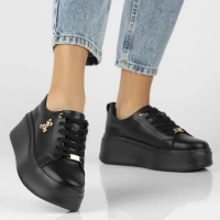 Leather sneakers Filippo DP6246/25 BK black