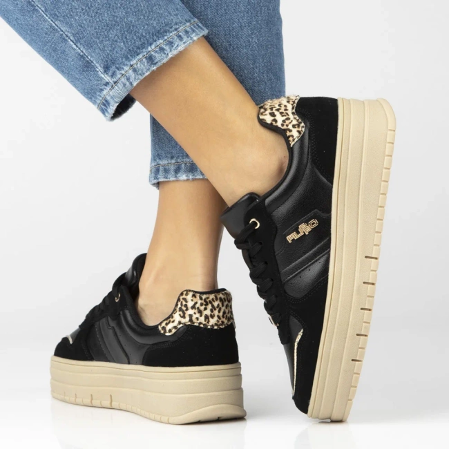 Skórzane sneakersy Filippo DP7102/25 BK czarne