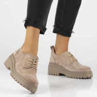 Skórzane półbuty na platformie Filippo DP6123/24 TP taupe