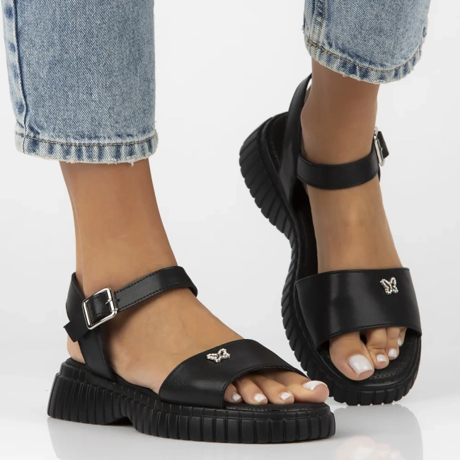 Leather sandals Filippo DS6811/25 BK black