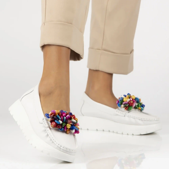 Skórzane mokasyny Filippo DP6828/25 WH białe