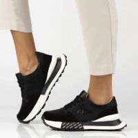 Leather sneakers Filippo DP6762/25 BK black