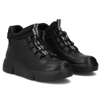 Leather ankle boots Filippo DBT6532/25 BK black