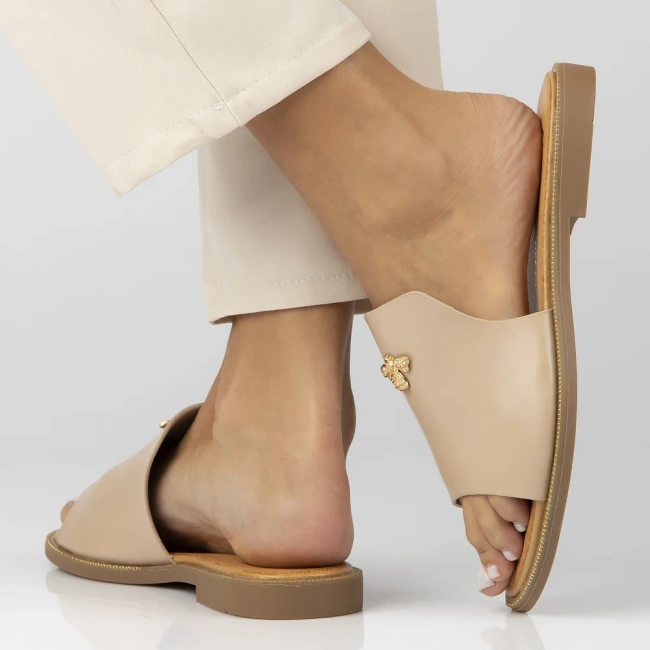 Klapki Filippo DK6975/25 BE beżowy