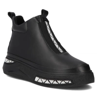 Leather ankle boots Filippo DBT7277/25 BK black