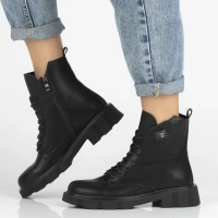 Leather ankle boots Filippo DBT7131/25 BK black