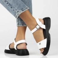 Leather sandals Filippo DS6811/25 WH white