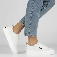 Skórzane półbuty na platformie Filippo DP3533/25 WH białe