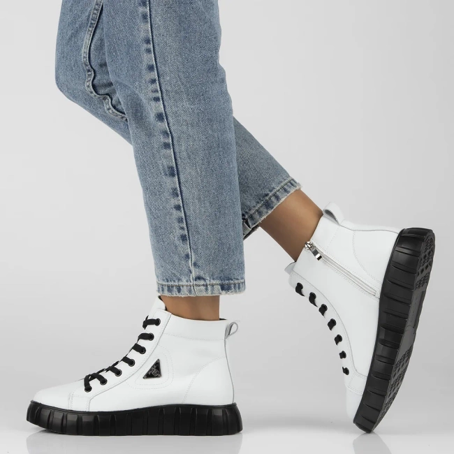 Leather boots Filippo DBT4146/25 WH white