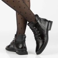 Leather ankle boots Filippo DBT7140/25 BK black