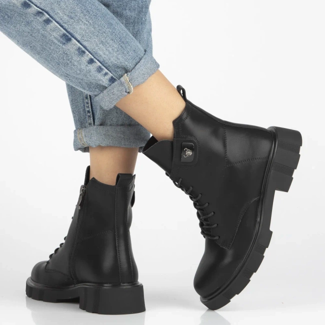 Skórzane botki na obcasie Filippo DBT7131/25 BK czarne