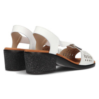 Leather sandals Filippo DS2308/21 WH white