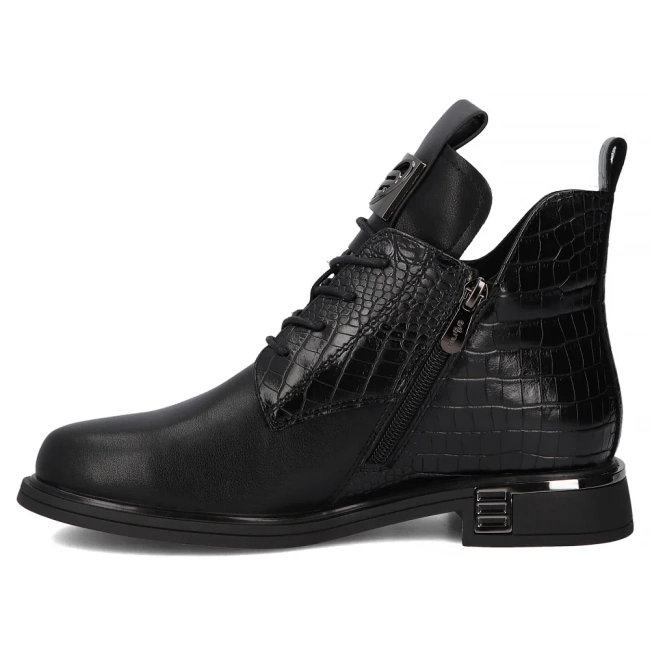 Leather ankle boots Filippo DBT7246/25 BK black