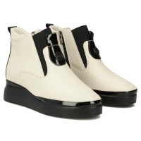 Skórzane botki na platformie Filippo DBT7392/25 BE beżowe