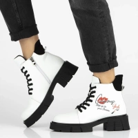 Leather ankle boots Filippo DBT7147/25 WH white