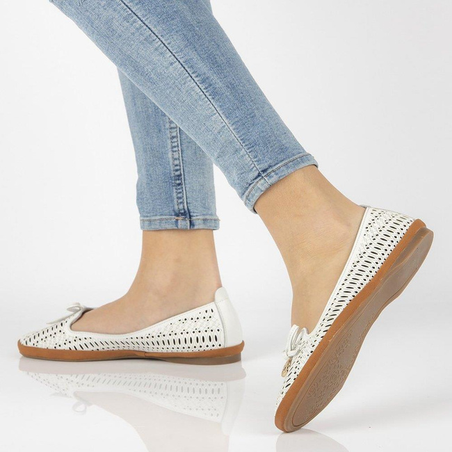 Leather openwork lords Filippo DP2034/21 WH white