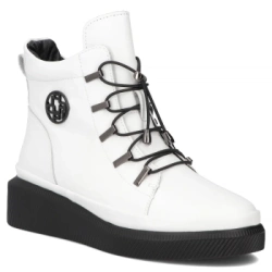 Leather ankle boots Filippo DBT7416/25 WH white