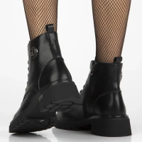 Leather ankle boots Filippo DBT7422/25 BK black