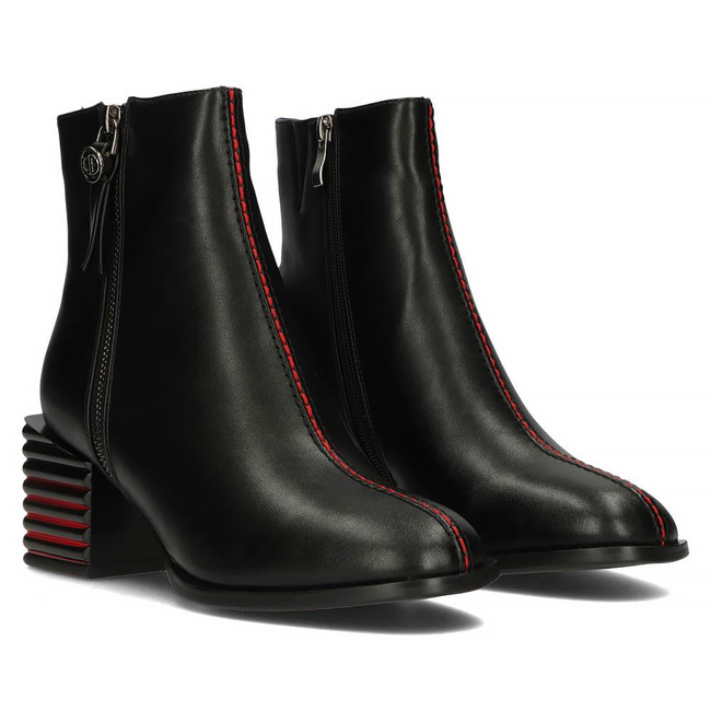 Botki Filippo na słupku DBT4102/22 BK czarne