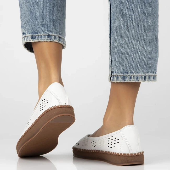Leather shoes Filippo DP6831/25 WH white