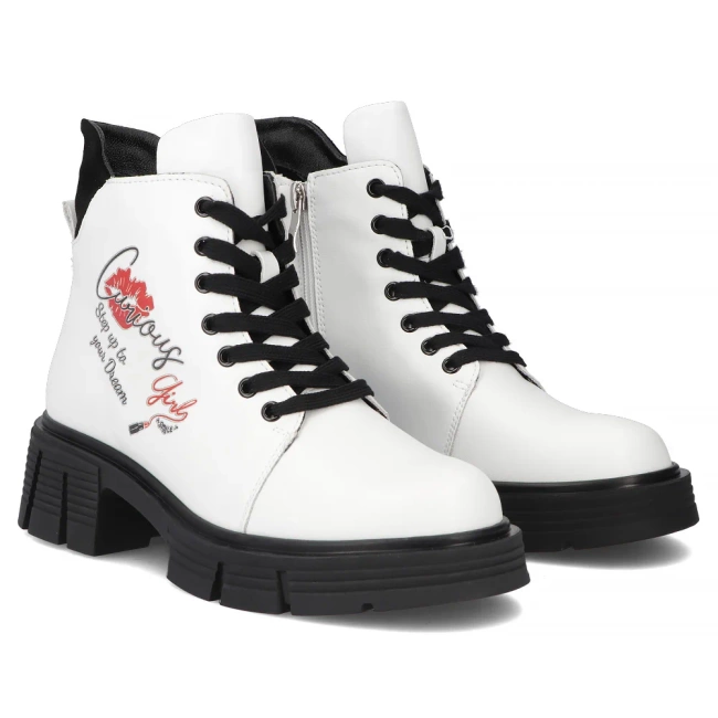 Leather ankle boots Filippo DBT7147/25 WH white