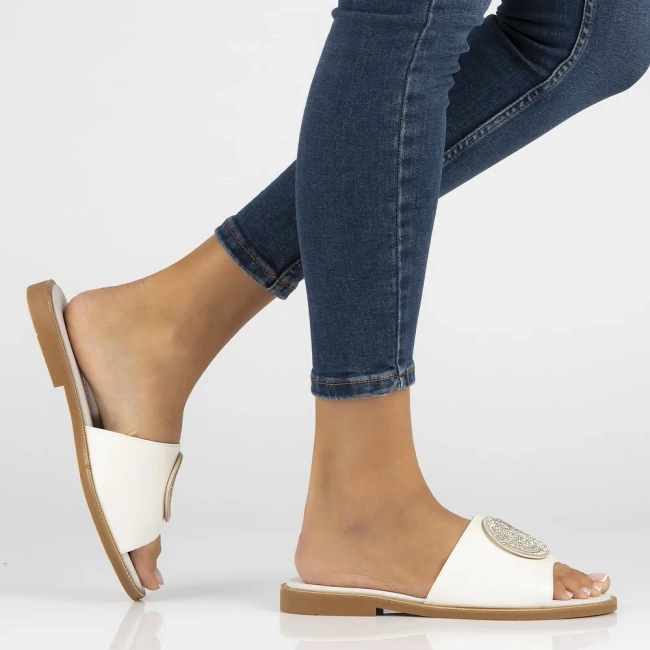 Klapki Filippo DK6217/25 WH białe