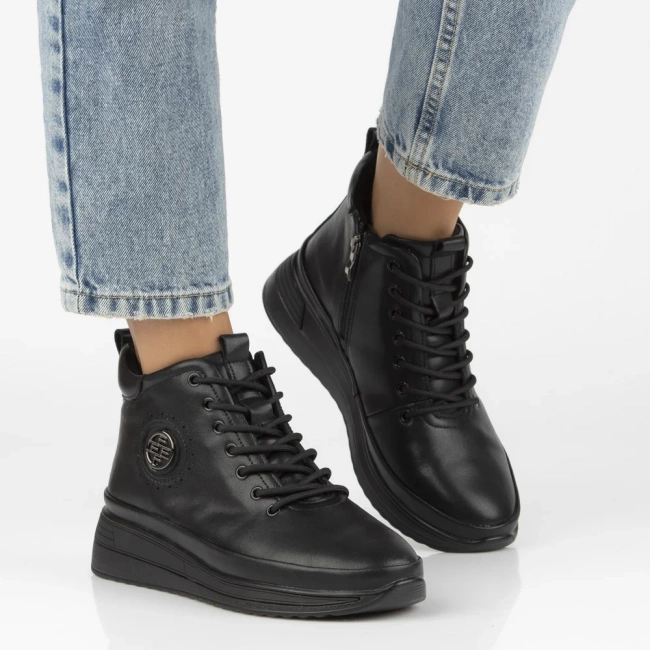 Leather ankle boots Filippo DBT4215/25 BK BK black