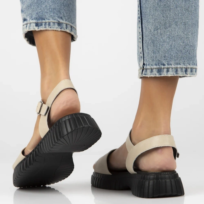 Skórzane sandały Filippo DS6811/25 BE beżowe