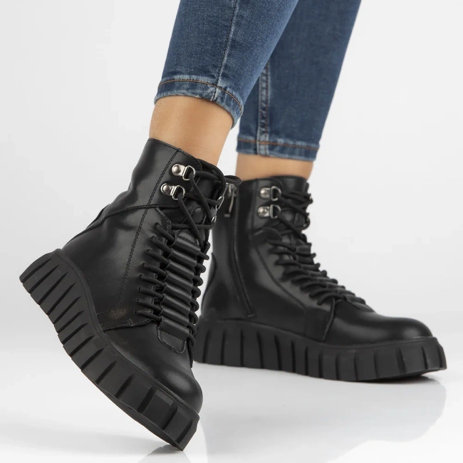 Leather ankle boots Filippo DBT6312/25 BK black