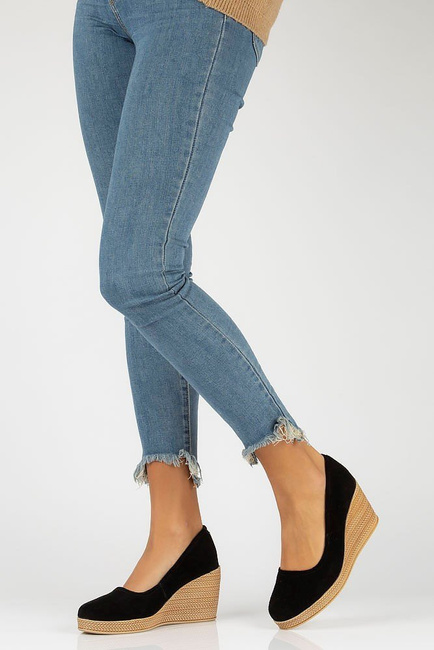 Skórzane półbuty na koturnie Filippo DP3521/23 BK SU czarne