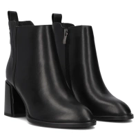 Leather ankle boots Filippo DBT6327/24 BK black