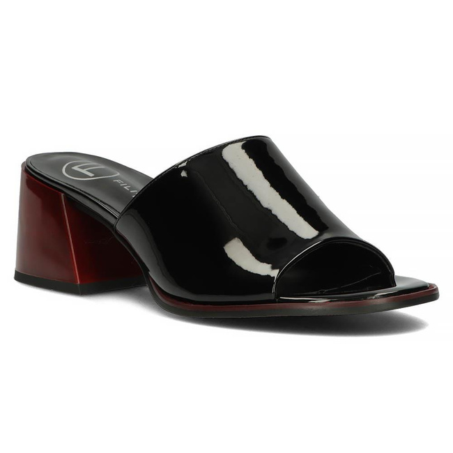 Leather slippers Filippo DK3722/22 BK black