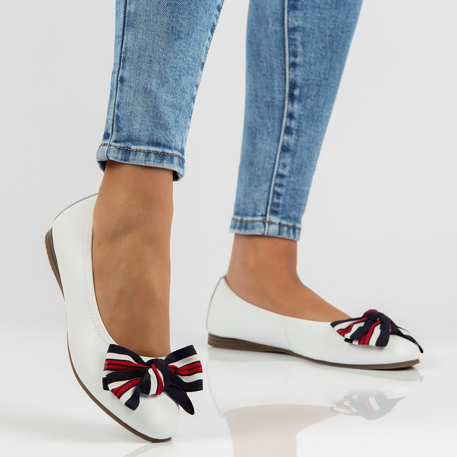 Leather ballerinas Filippo DP3634/23 WH white