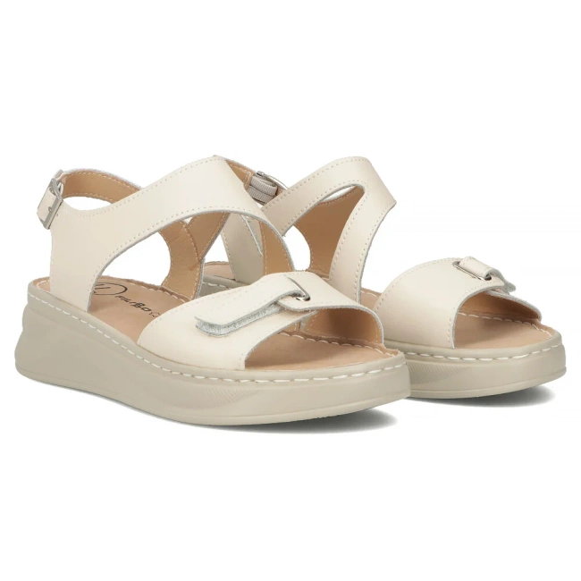 Leather sandals Filippo DS7043/25 BE beige