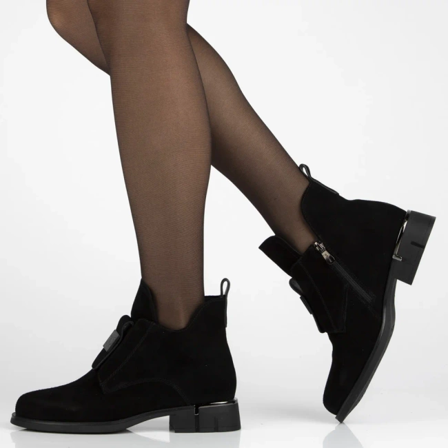 Leather ankle boots Filippo DBT7244/25 BK black