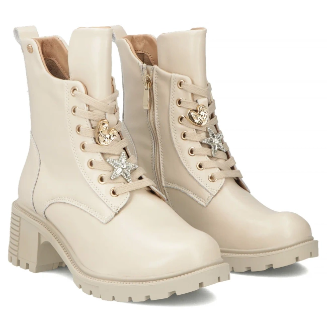 Leather ankle boots Filippo DBT7132/25 BE beige