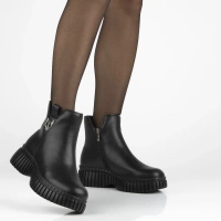 Leather ankle boots Filippo DBT7274/25 BK black