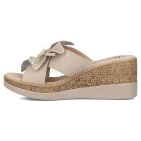 Skórzane klapki Filippo DK7039/25 BE beżowe