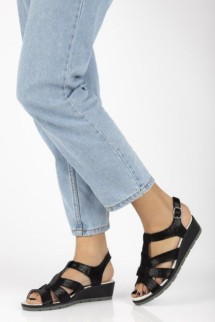 Leather sandals Filippo DS744/19 BK black